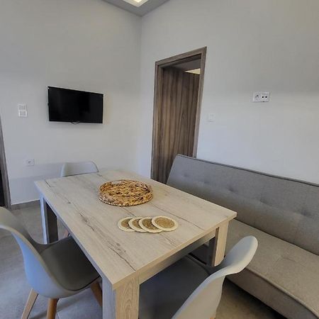 Evangelia'S Cozy House Ермополи Екстериор снимка